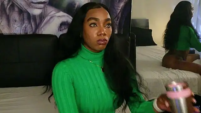 emely brandon online show from February 26, 11:15 pm