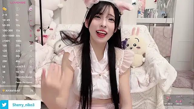 Snapshot of Sherry_niko chatting on November 19, 1:22 pm Sherry niko online show from November 19, 1:22 pm