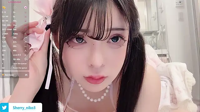 Snapshot of Sherry_niko chatting on November 27, 3:47 pm Sherry niko online show from November 27, 3:47 pm