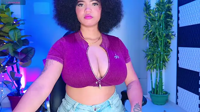 MalaikaBrown online show from October 27, 12:20 pm