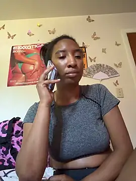 Snapshot of Iceblanca chatting on June 4, 5:30 pm Iceblanca online show from June 4, 5:30 pm
