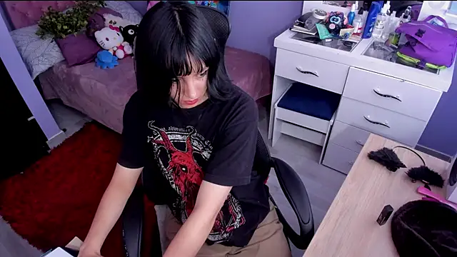 Room312  online show from January 22, 1:42 pm