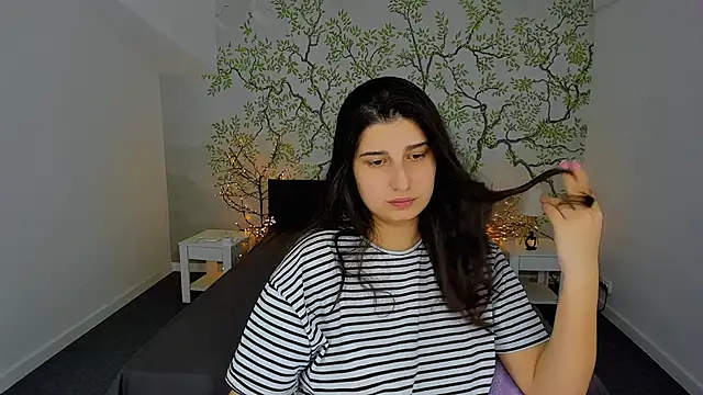 Linda EX online show from February 7, 11:56 am