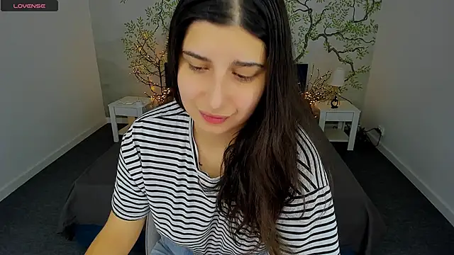 Linda EX online show from February 8, 7:37 am