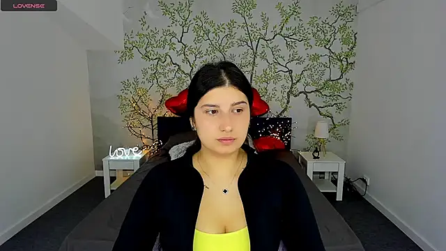 Linda EX online show from March 13, 7:31 am