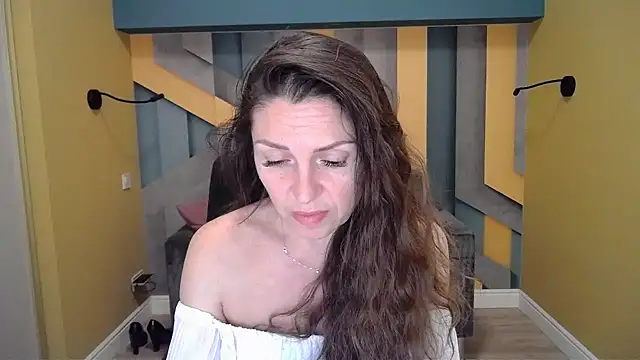 EllaLong online show from January 5, 12:31 pm