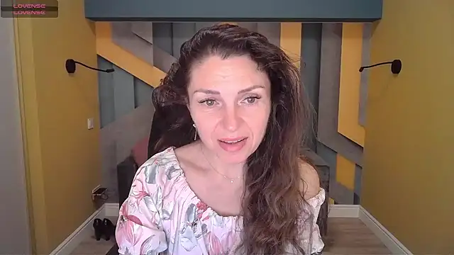 EllaLong online show from February 7, 12:28 pm