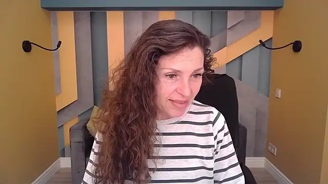 EllaLong online show from April 14, 11:27 am