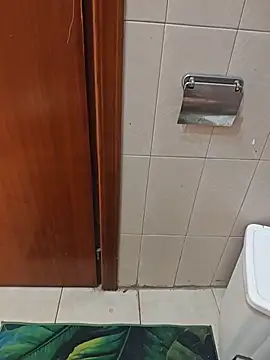 Snapshot of striperman98 chatting on March 20, 2:44 pm striperman98 online show from March 20, 2:44 pm