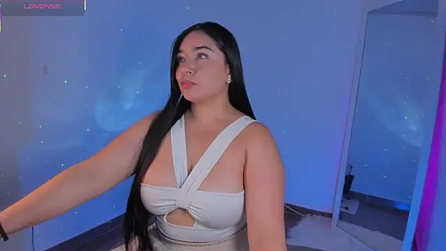 Snapshot of scarlet_miller1 chatting on August 2, 1:26 am scarlet miller1 online show from August 2, 1:26 am