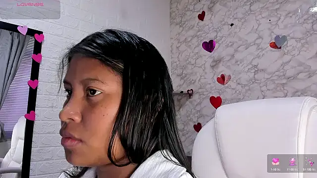 lunahot  07 online show from February 20, 12:25 pm