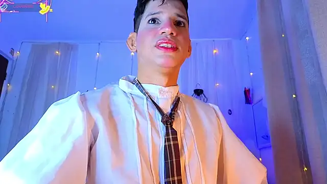 Ariel Femboy  online show from April 15, 11:16 pm