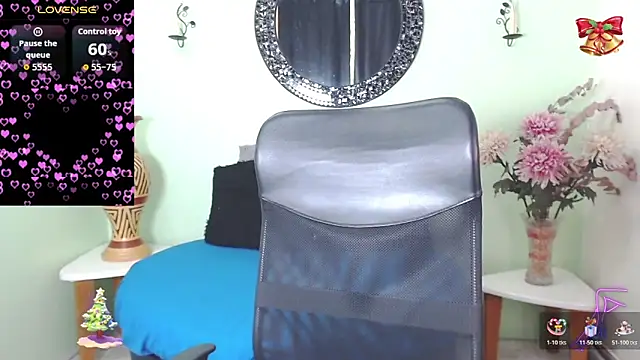 Sofia Franco  online show from December 17, 7:20 pm