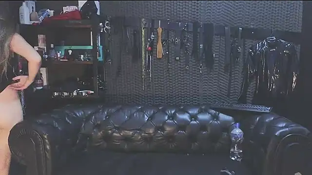 kimberly swan online show from March 1, 8:21 pm