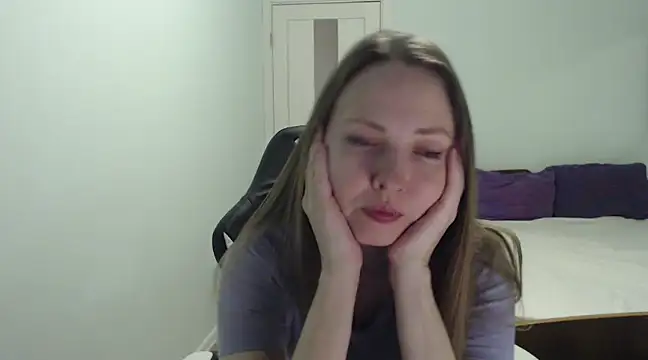 VioletLily online show from March 21, 6:07 pm