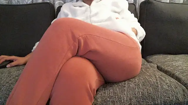 mysteriouscouple001 online show from March 6, 7:21 pm