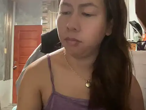 Snapshot of UrLove_Marga chatting on July 2, 9:54 pm UrLove Marga online show from July 2, 9:54 pm