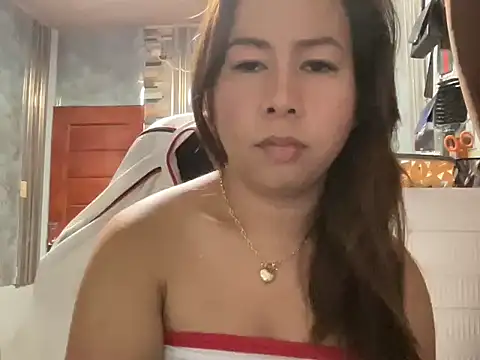 Snapshot of UrLove_Marga chatting on July 8, 9:41 pm UrLove Marga online show from July 8, 9:41 pm