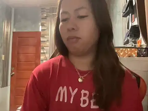Snapshot of UrLove_Marga chatting on July 17, 10:25 pm UrLove Marga online show from July 17, 10:25 pm