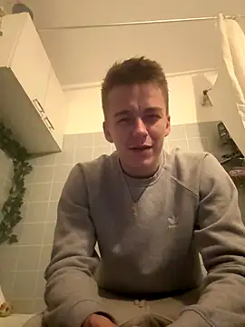 Toyjungee online show from September 29, 12:05 am