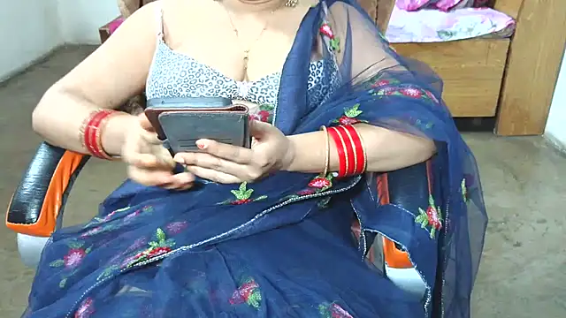 Cute Mahi22 online show from July 17, 6:31 am