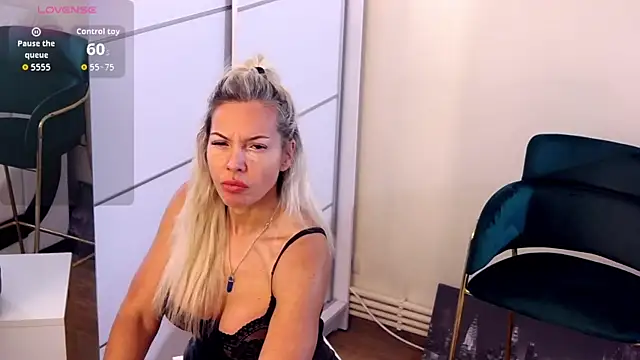 SashaAllford online show from July 30, 2:49 pm