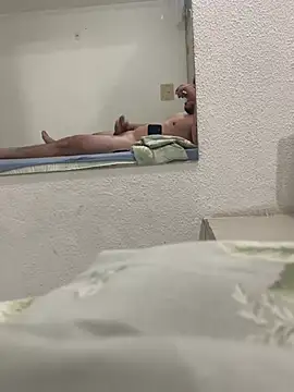 guaposexyh0t online show from January 16, 8:11 am