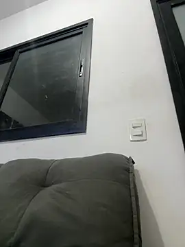 guaposexyh0t online show from May 25, 5:35 am