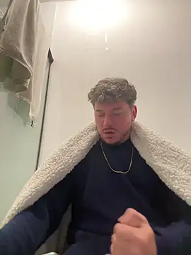 guaposexyh0t online show from June 1, 4:58 am