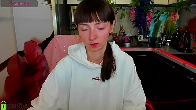 TayanaJons online show from March 20, 8:19 am