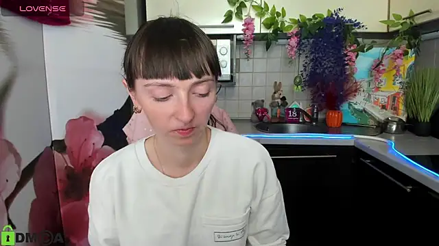 TayanaJons online show from April 22, 7:22 am