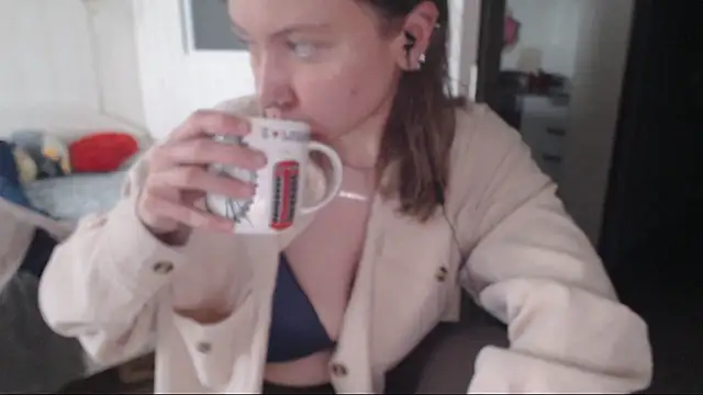 amanda kiss kiss online show from January 7, 11:37 am