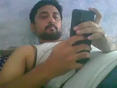 Snapshot of Rocobodymassager chatting on May 23, 4:18 am Rocobodymassager online show from May 23, 4:18 am