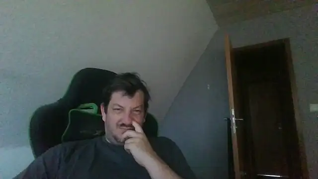 Golffahrer1982 online show from May 31, 7:26 am