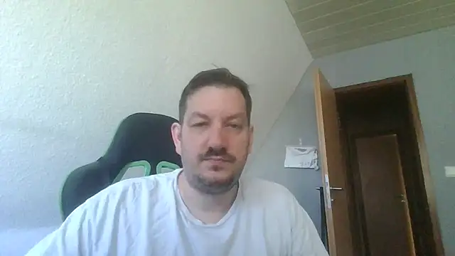 Golffahrer1982 online show from June 26, 6:29 am