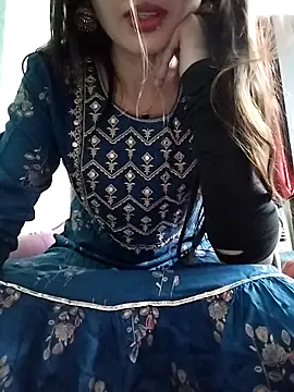 Noor Darliing online show from May 8, 3:39 pm