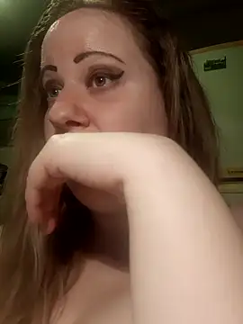 D Marinna online show from March 19, 7:06 pm