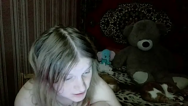 Snapshot of Kathlyn__Heath chatting on December 13, 7:53 pm Kathlyn Heath online show from December 13, 7:53 pm