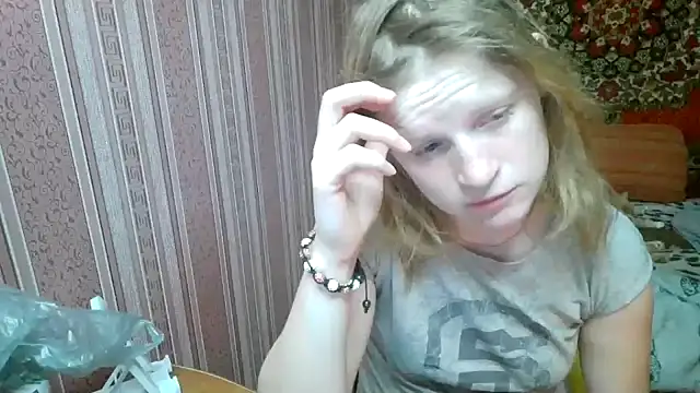 Snapshot of Kathlyn__Heath chatting on February 3, 9:53 pm Kathlyn Heath online show from February 3, 9:53 pm