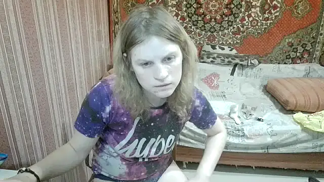 Snapshot of Kathlyn__Heath chatting on February 16, 2:18 am Kathlyn Heath online show from February 16, 2:18 am