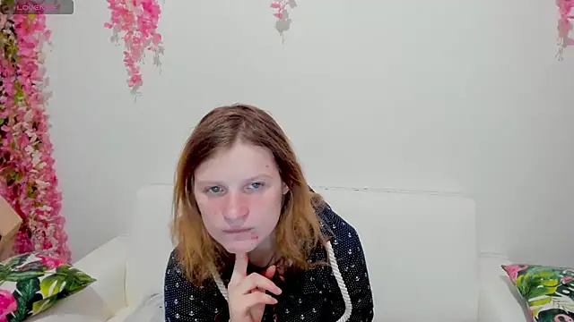 Snapshot of Kathlyn__Heath chatting on February 17, 1:29 pm Kathlyn Heath online show from February 17, 1:29 pm