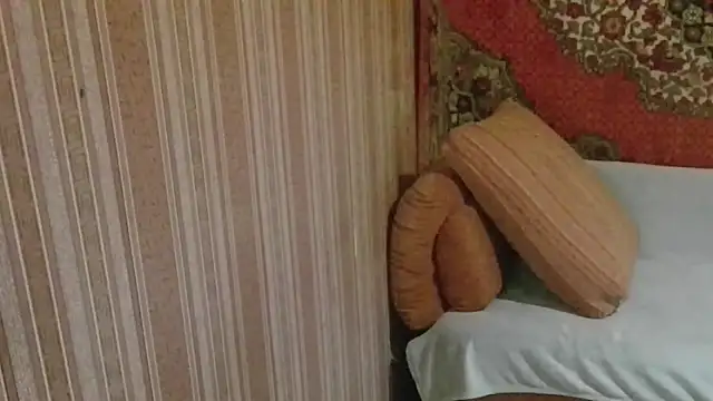 Snapshot of Kathlyn__Heath chatting on March 4, 8:48 pm Kathlyn Heath online show from March 4, 8:48 pm