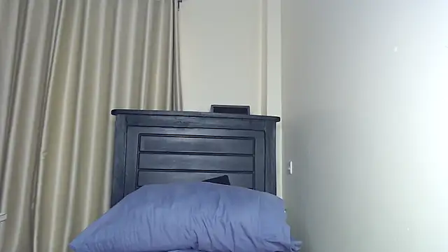 NIKKIE LOVE online show from November 11, 4:12 am