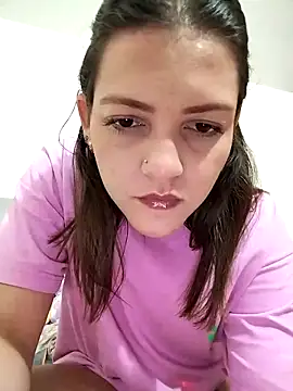 Mia Hampton online show from March 5, 10:32 pm