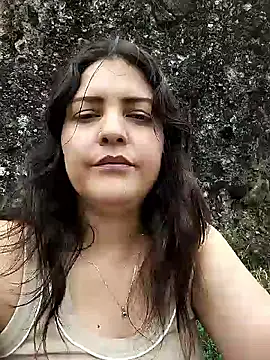 Mia Hampton online show from February 10, 7:07 pm