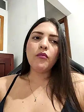 Mia Hampton online show from February 15, 8:49 pm