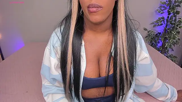 Briana Wells  online show from February 2, 12:37 pm