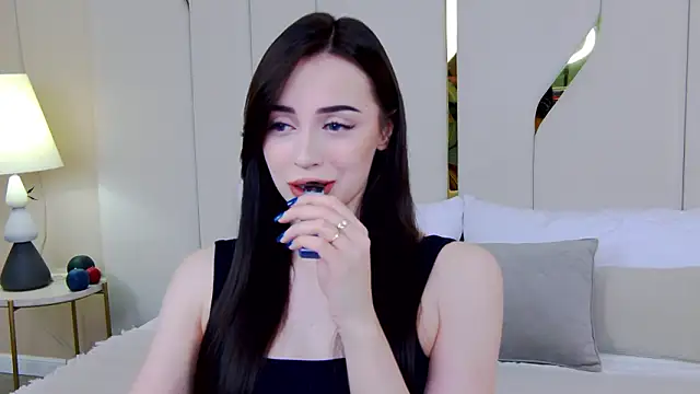 Betty Bridge online show from March 25, 2:28 am