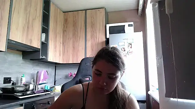 Snapshot of delightful_sofi chatting on June 5, 11:49 am delightful sofi online show from June 5, 11:49 am