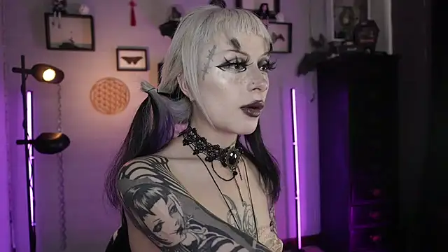 insania 9999  online show from July 25, 5:43 pm
